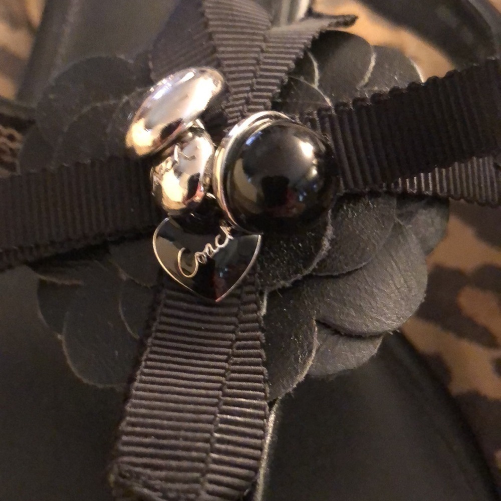 Coach black size 10 patent leather silver embellished details sandals - Picture 8 of 15